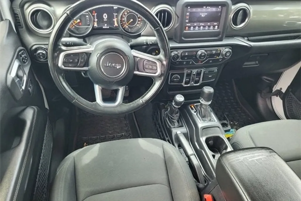 2020 Jeep Gladiator Overland photo 1