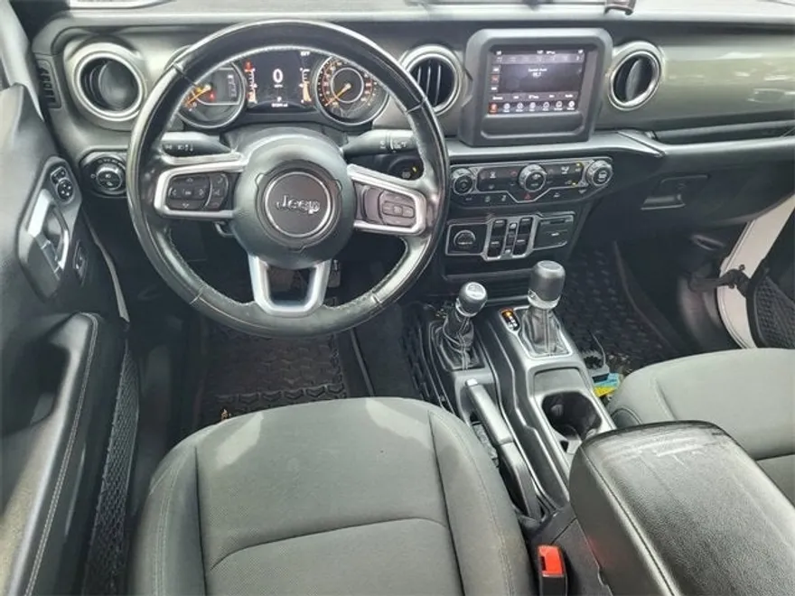 2020 Jeep Gladiator Overland photo 1
