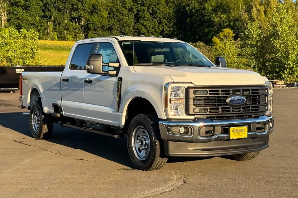 2026 Ford F-350 photo 1