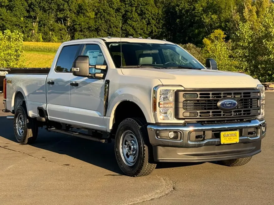 2026 Ford F-350 photo 1