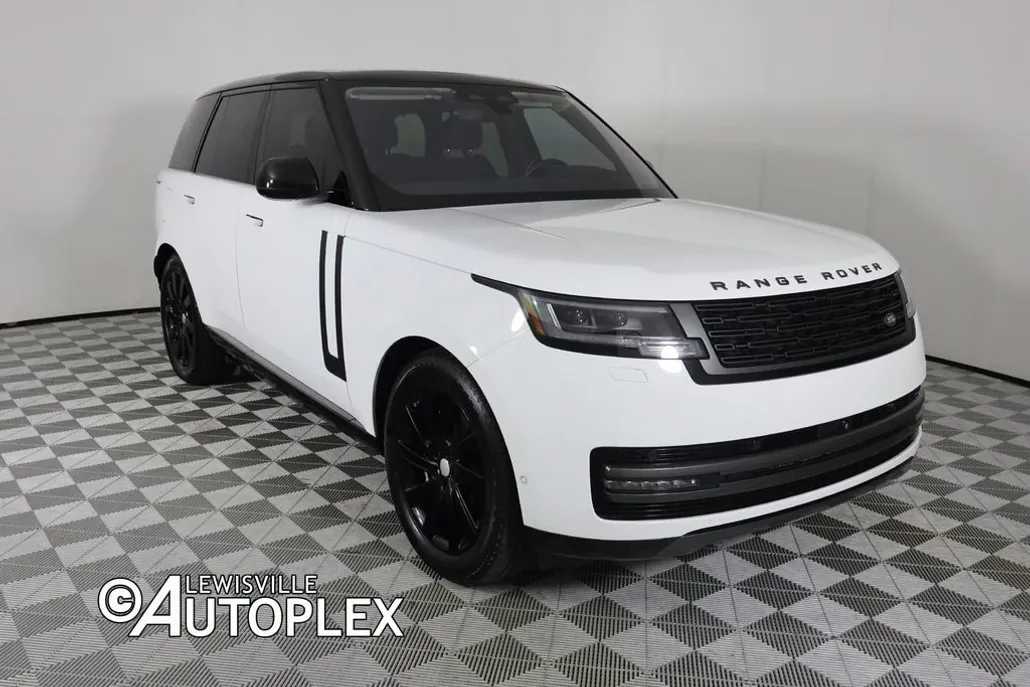 2023 Land Rover Range Rover SE photo 1