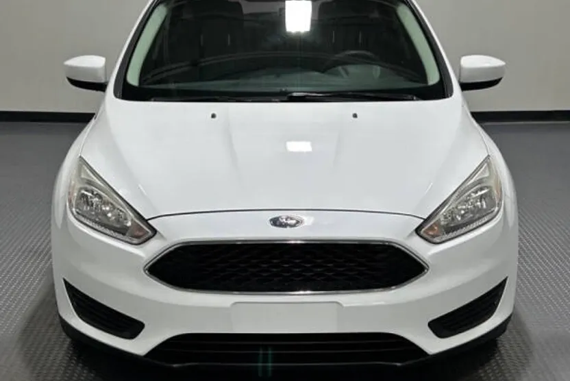 2018 Ford Focus SE photo 1