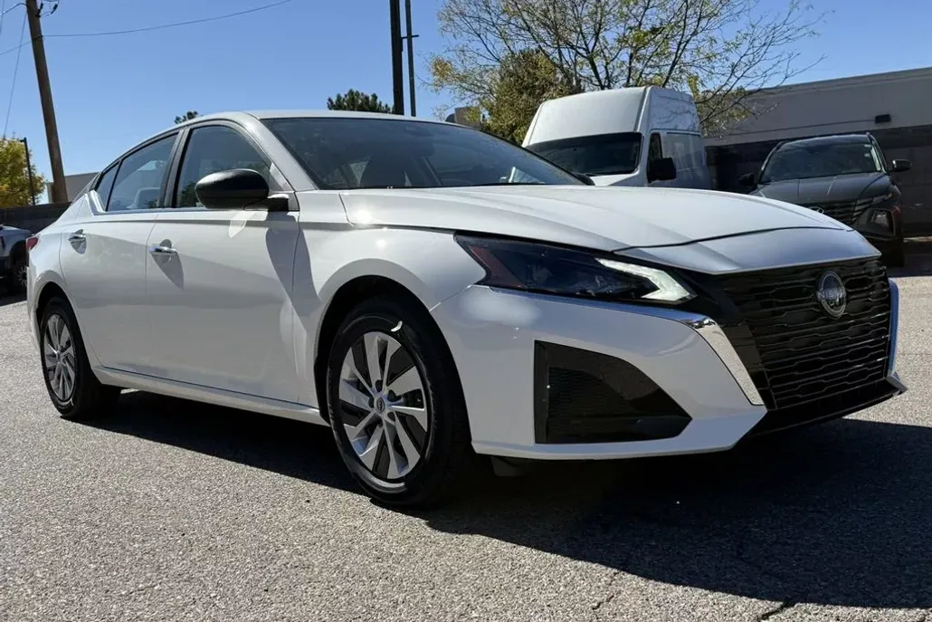 2025 Nissan Altima 2.5 S photo 1