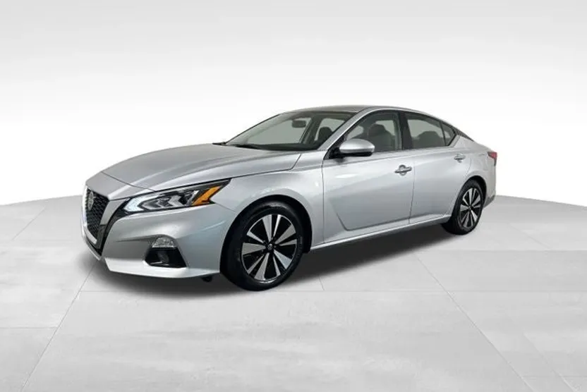 2019 Nissan Altima 2.5 SV photo 1