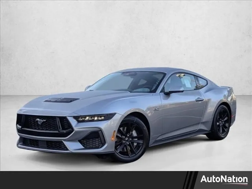 2025 Ford Mustang GT photo 1