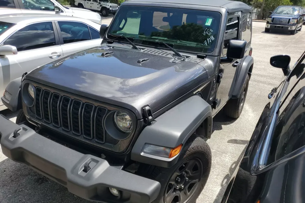 2025 Jeep Wrangler Sport photo 1