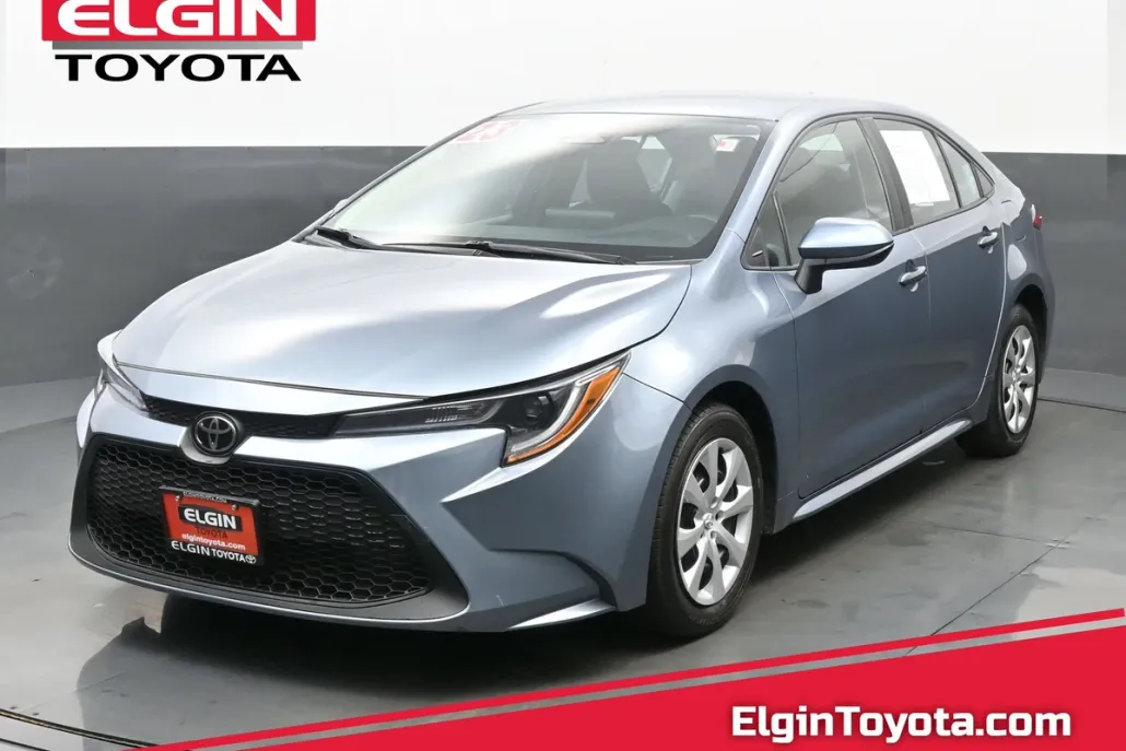 2023 Toyota Corolla LE photo 1