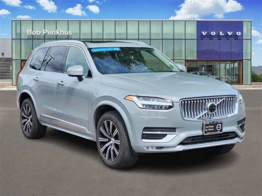 2025 Volvo XC90 Plus photo 1