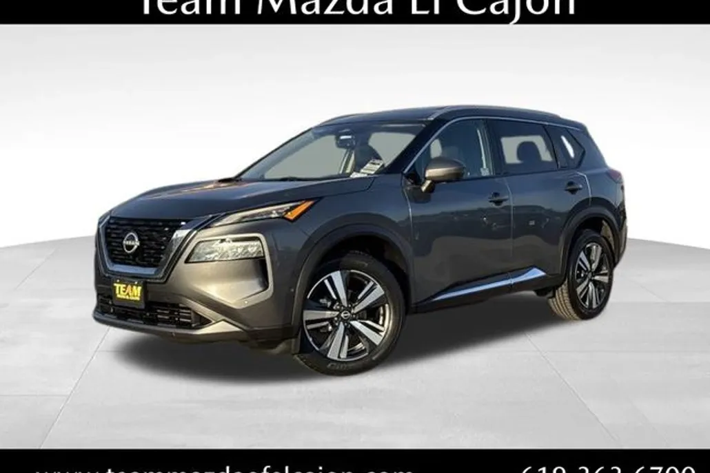 2023 Nissan Rogue SL photo 1
