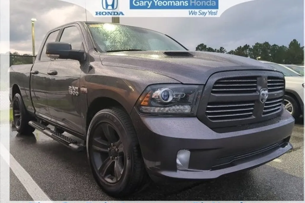 2017 Ram 1500 Sport photo 1