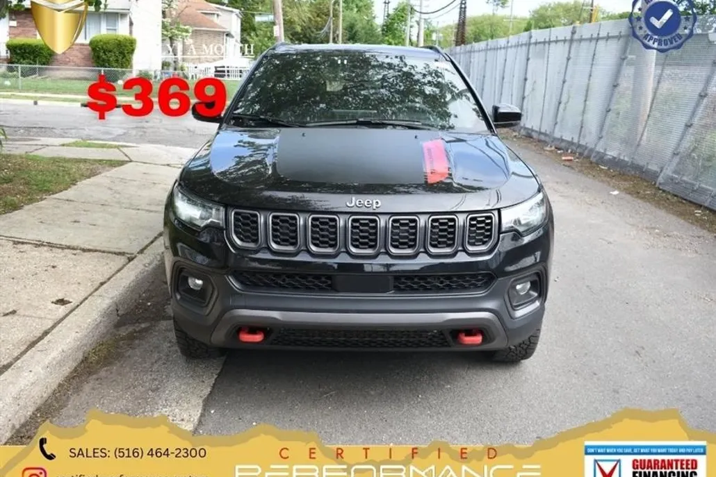 2024 Jeep Grand Cherokee Limited photo 1