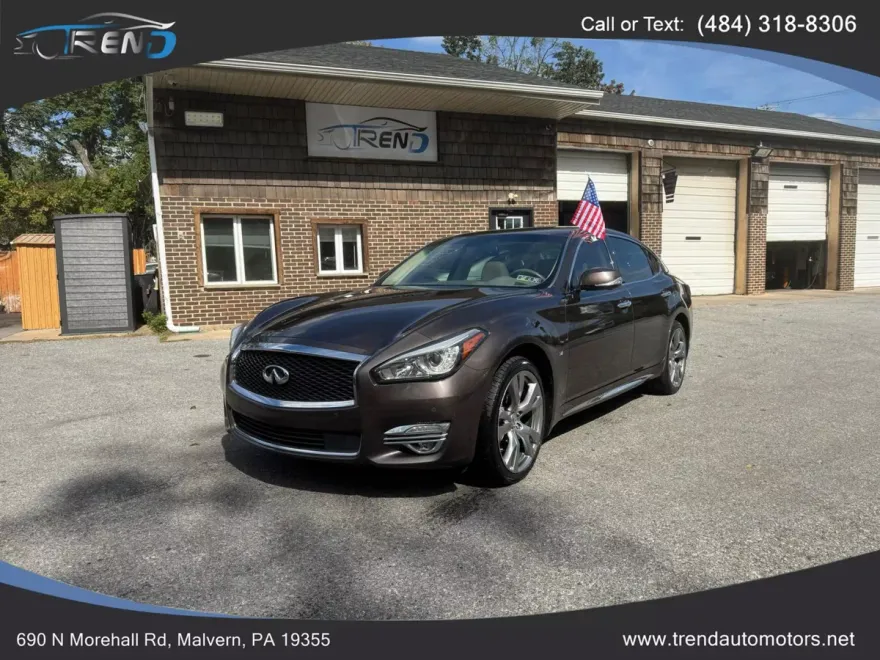 2016 Infiniti Q70 3.7 photo 1