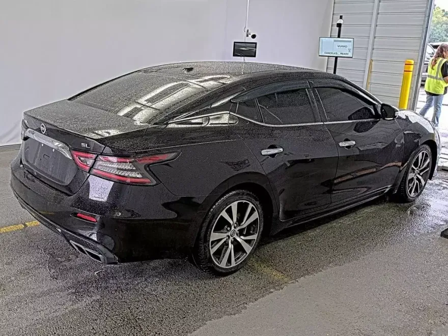 2019 Nissan Maxima SL photo 1
