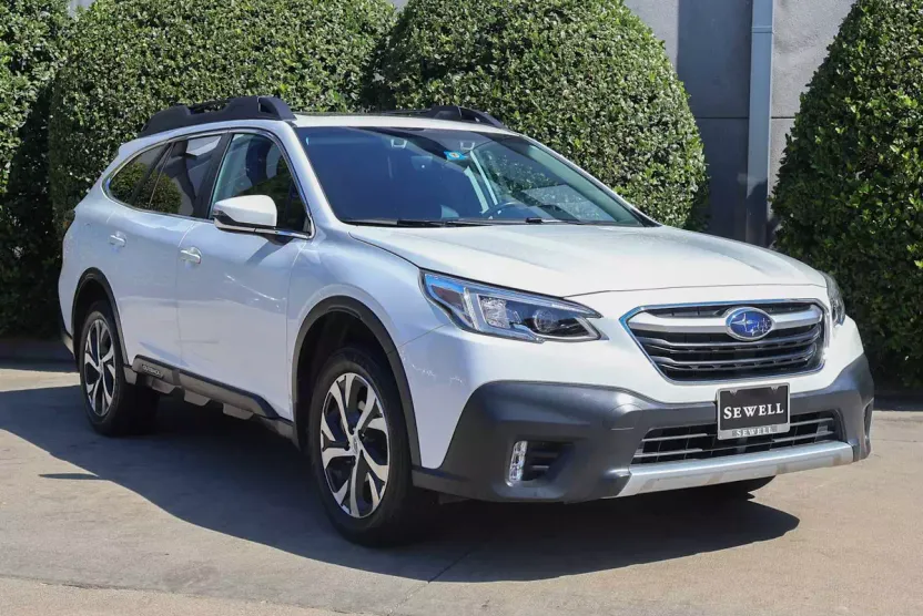 2022 Subaru Outback Limited photo 1