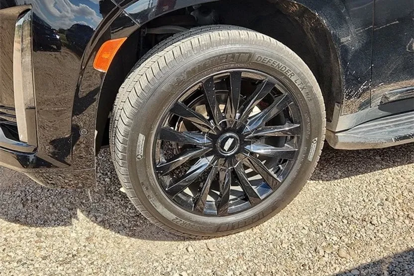 2022 Cadillac Escalade Premium Luxury photo 1