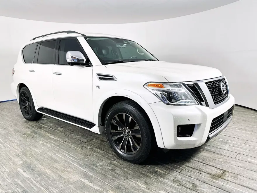 2020 Nissan Armada Platinum photo 1
