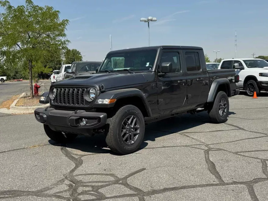 2025 Jeep Gladiator Sport S photo 1