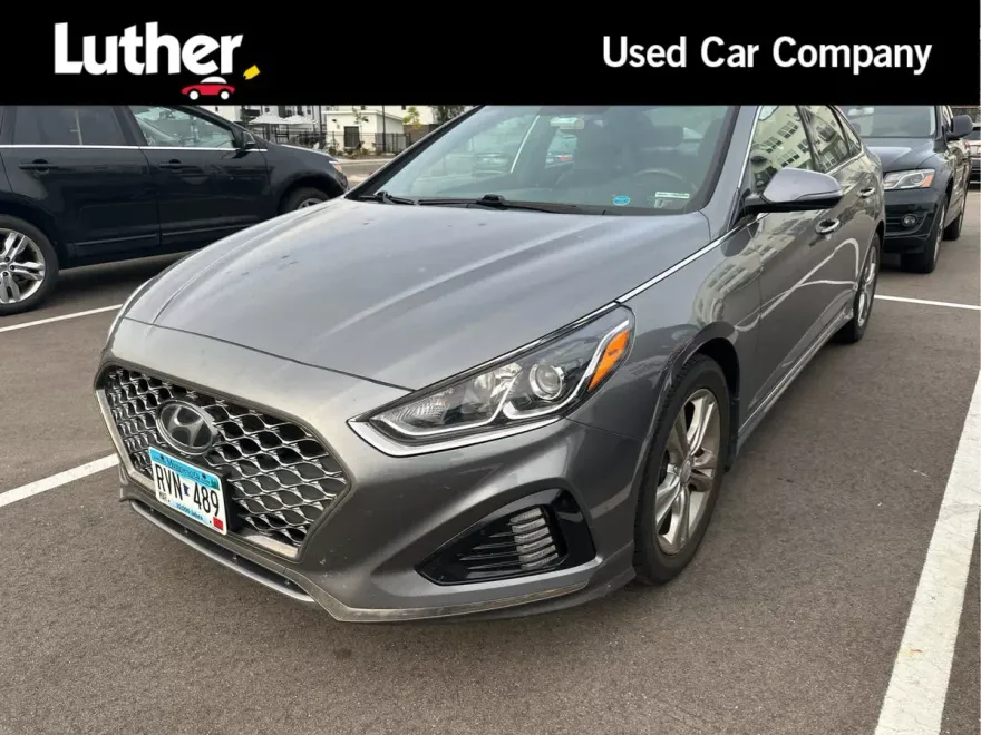 2018 Hyundai Sonata Sport photo 1