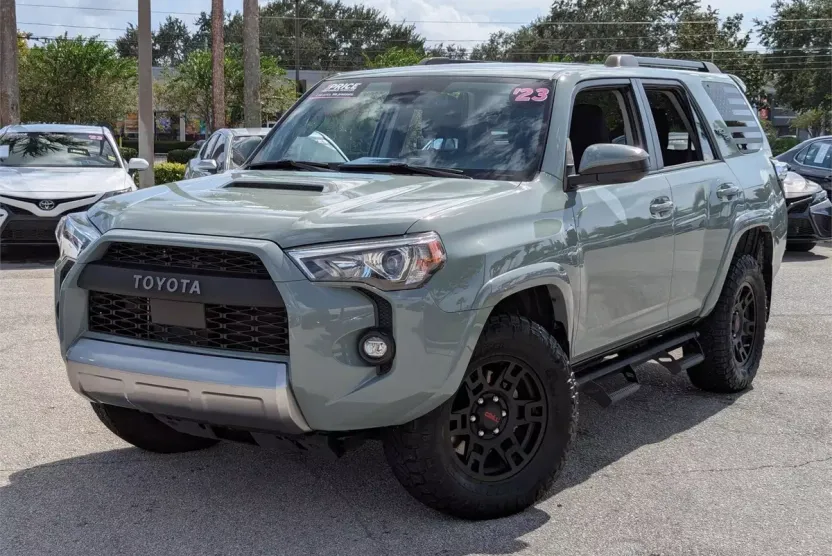 2023 Toyota 4Runner TRD photo 1