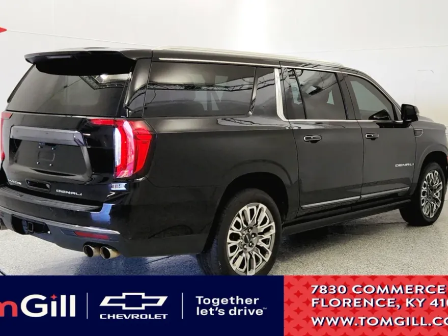 2023 Gmc Yukon XL Denali Ultimate photo 1