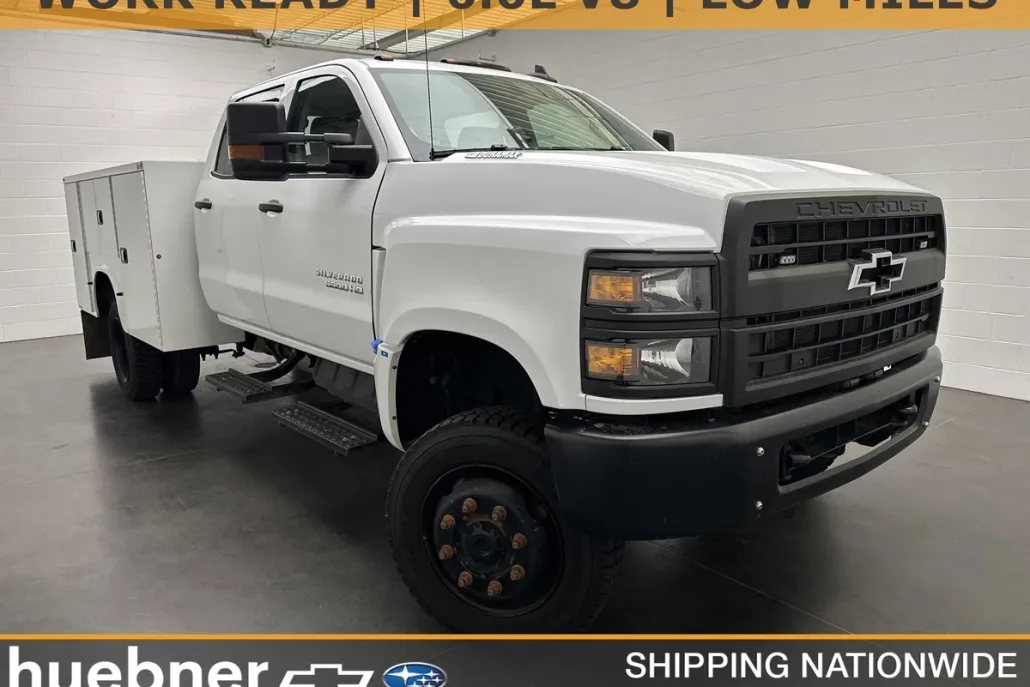 2022 Chevrolet Silverado 5500HD Work Truck photo 1