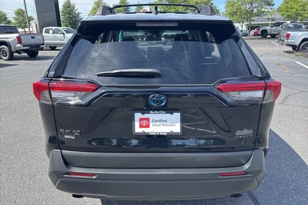 2023 Toyota RAV4 Hybrid photo 1
