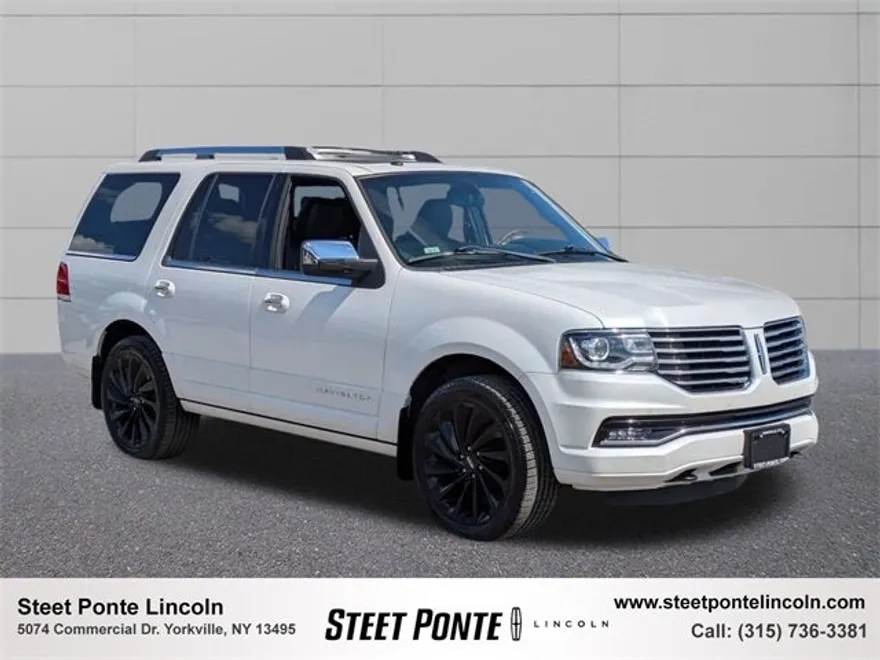2017 Lincoln Navigator Select photo 1