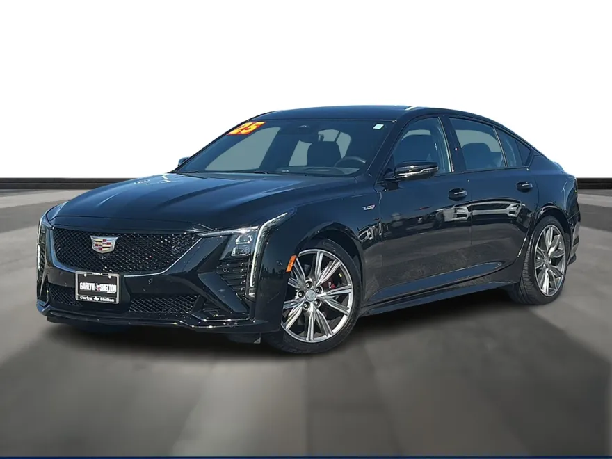 2025 Cadillac CT5 V photo 1