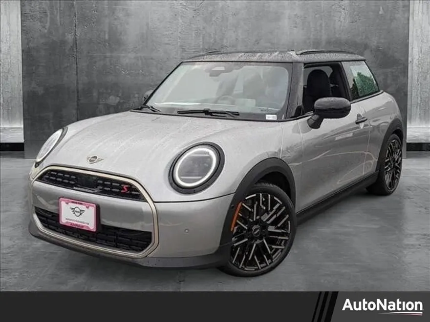 2025 Mini Cooper Signature photo 1