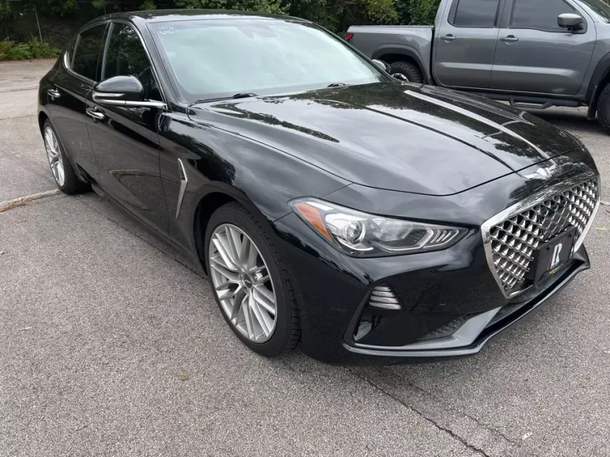2020 Genesis G70 2.0T photo 1