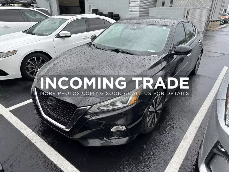 2019 Nissan Altima 2.5 SV photo 1