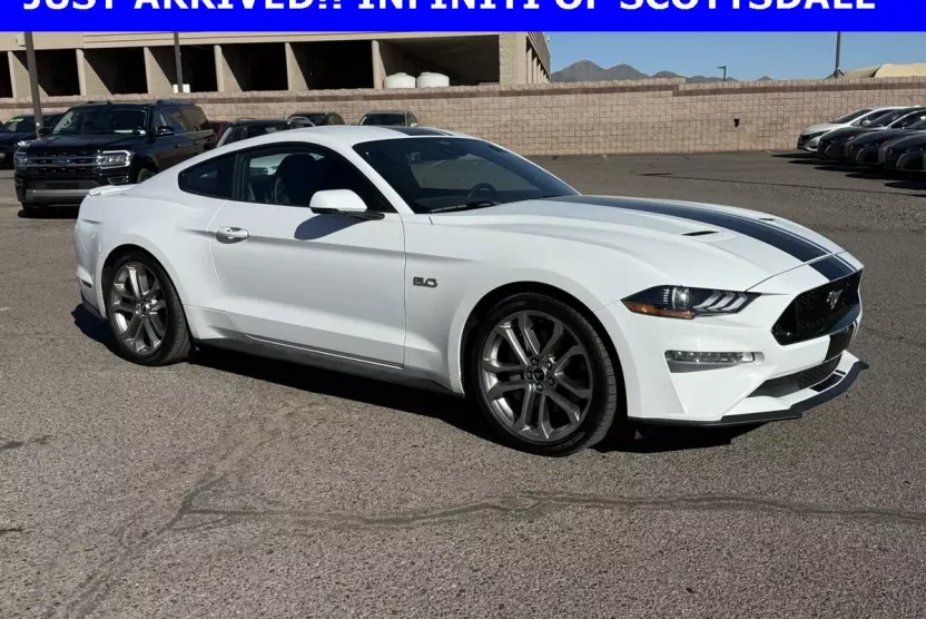 2022 Ford Mustang GT Premium photo 1