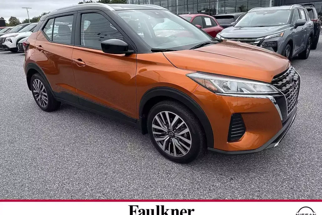 2024 Nissan Kicks SV photo 1