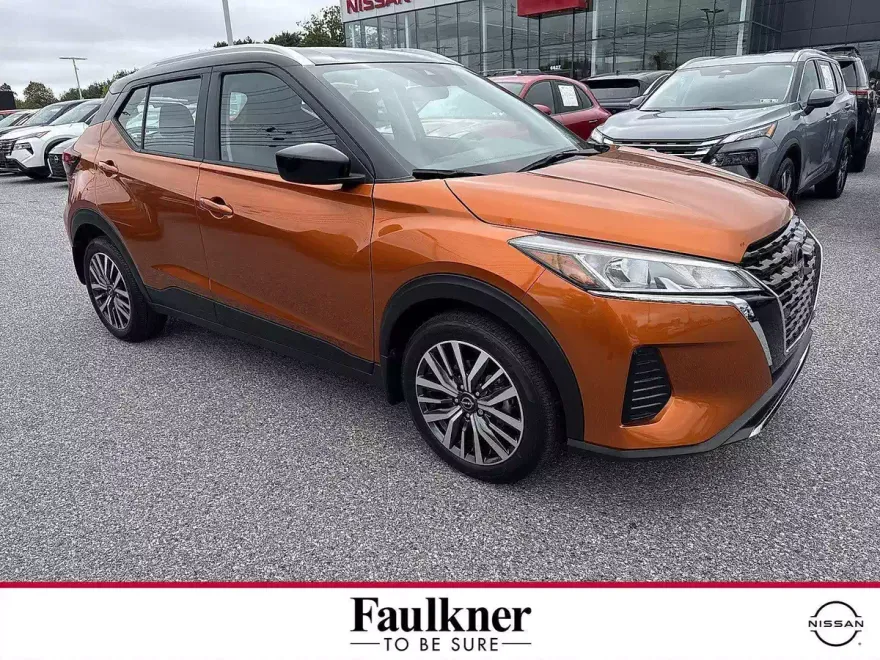 2024 Nissan Kicks SV photo 1