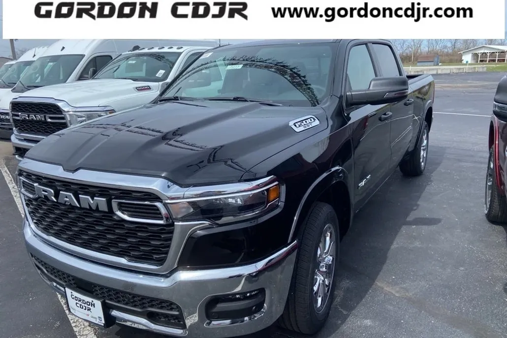 2025 Ram 1500 Big Horn photo 1
