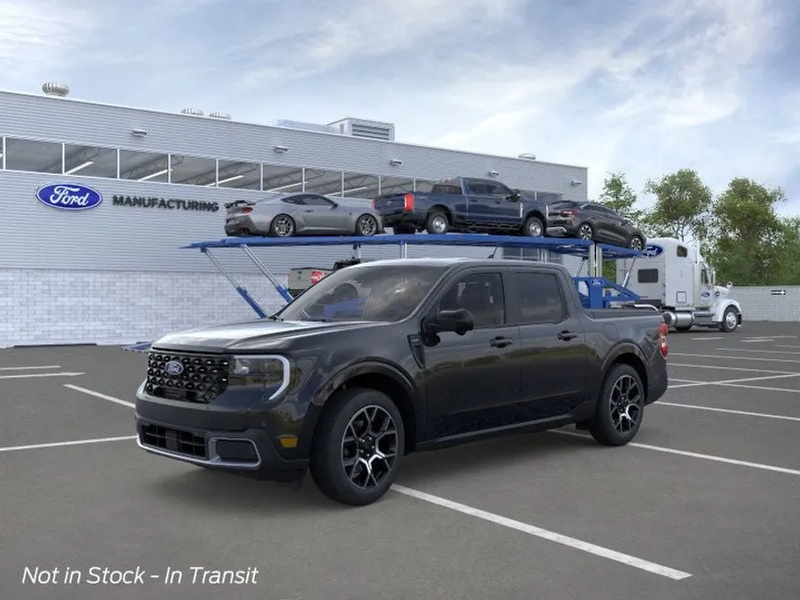 2025 Ford Maverick Lariat photo 1