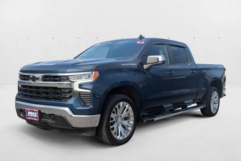 2023 Chevrolet Silverado 1500 LT photo 1