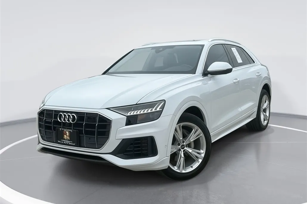 2023 Audi Q8 55 Premium Plus photo 1