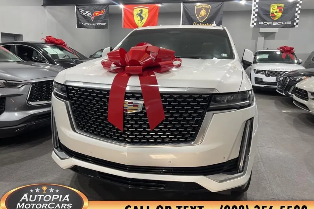 2021 Cadillac Escalade Sport Platinum photo 1