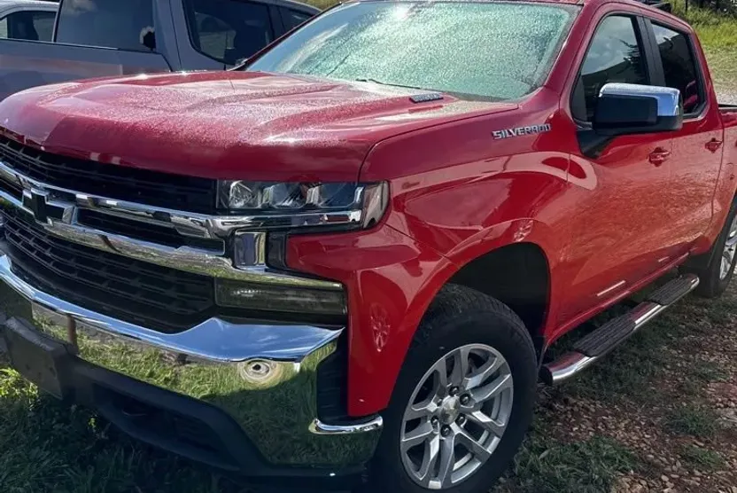 2020 Chevrolet Silverado 1500 LT photo 1