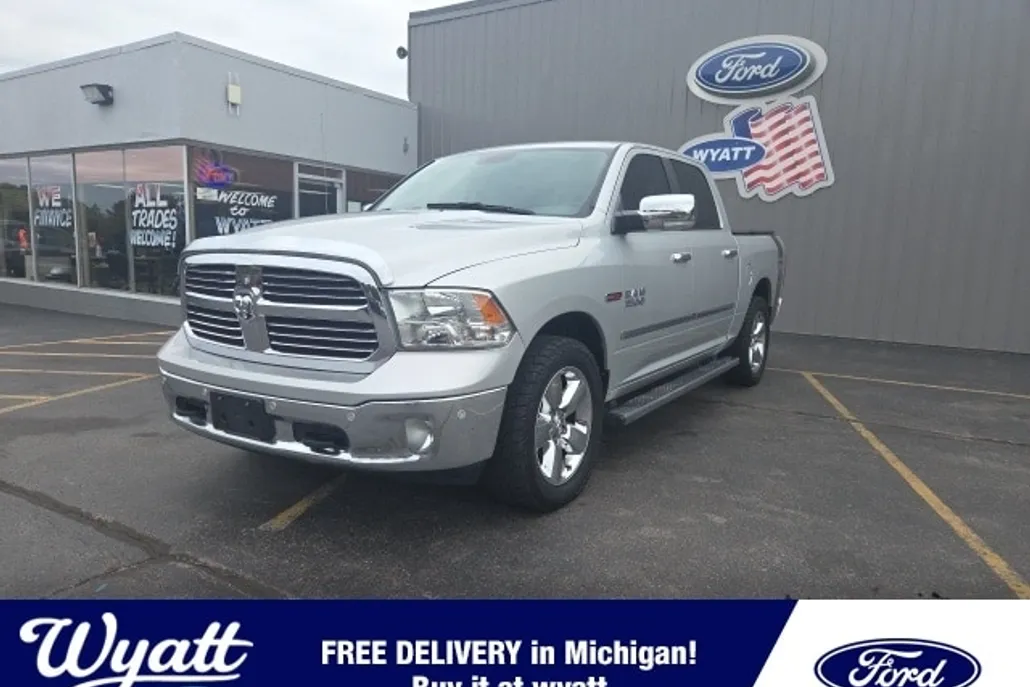 2016 Ram 1500 Big Horn photo 1