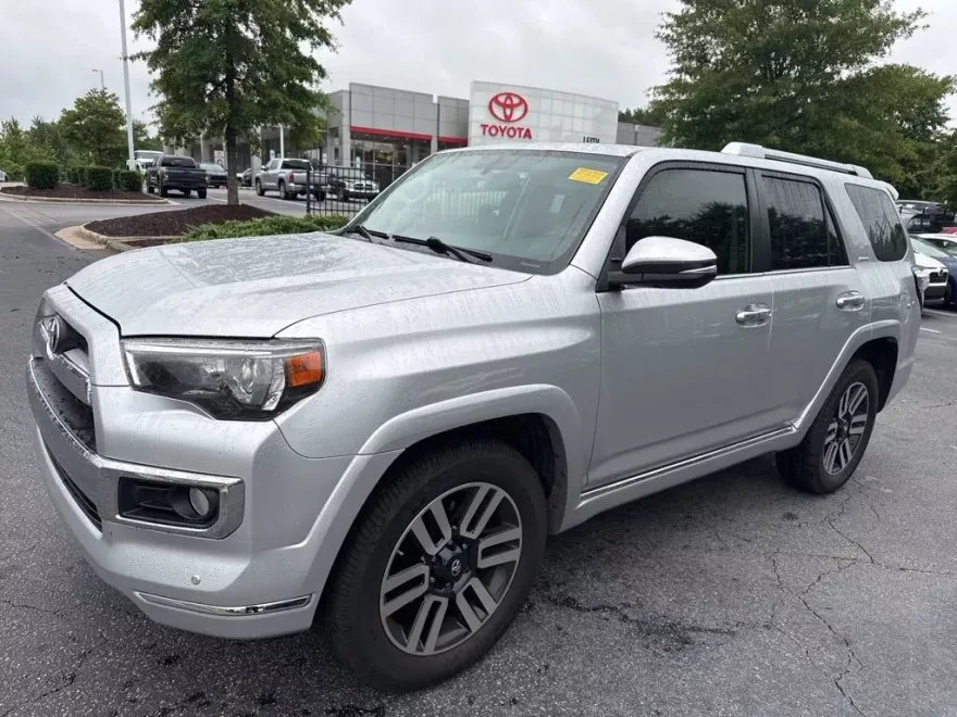 2019 Toyota 4Runner Limited photo 1