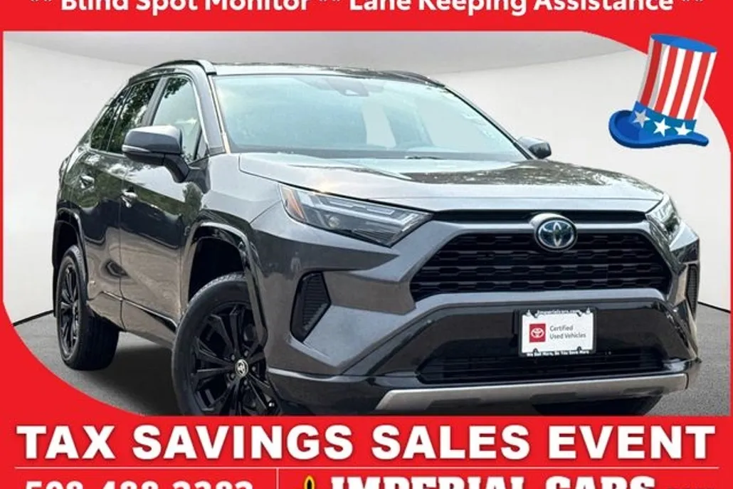 2024 Toyota RAV4 Hybrid SE photo 1