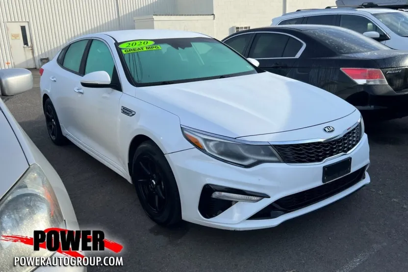 2020 Kia Optima LX photo 1
