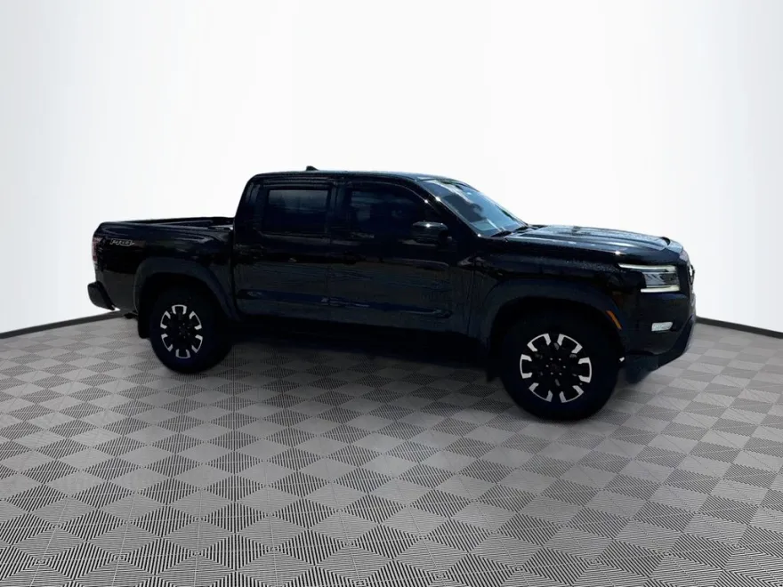 2022 Nissan Frontier PRO-X photo 1