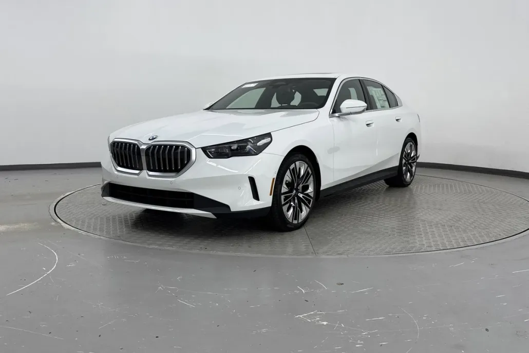 2026 Bmw 530i photo 1