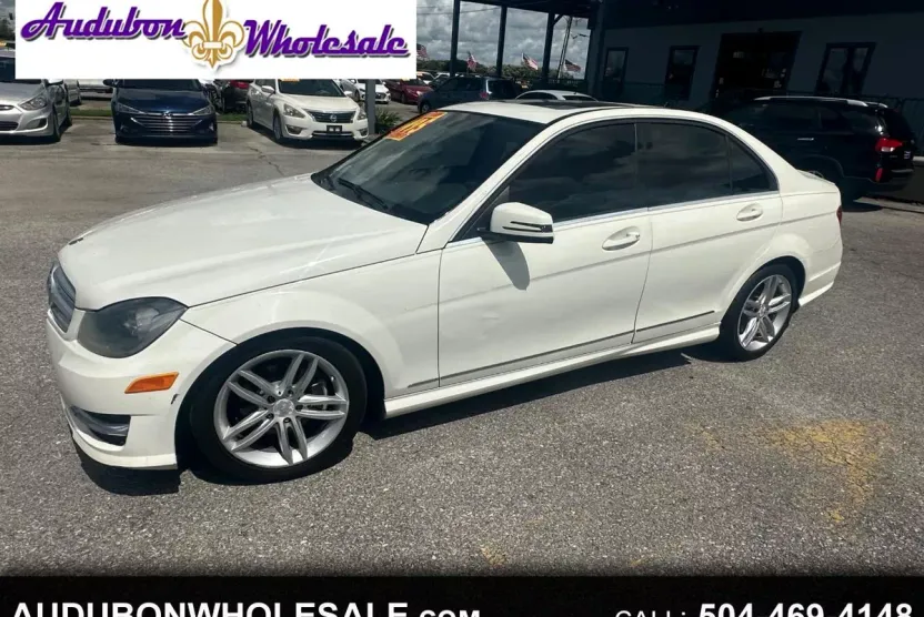 2012 Mercedes Benz C 300 4MATIC Luxury Sedan photo 1