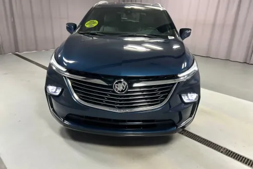 2023 Buick Enclave Essence photo 2