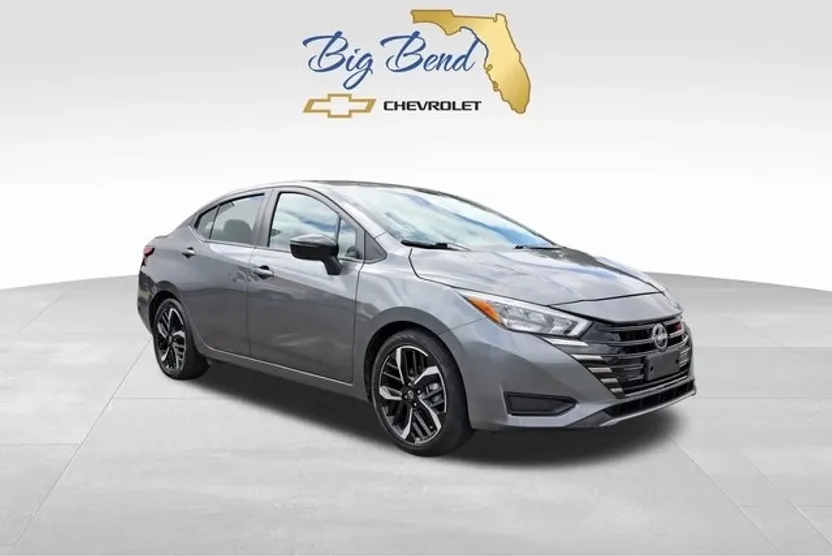 2024 Nissan Versa SR photo 1