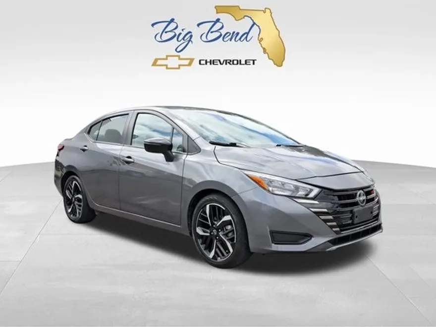 2024 Nissan Versa SR photo 1